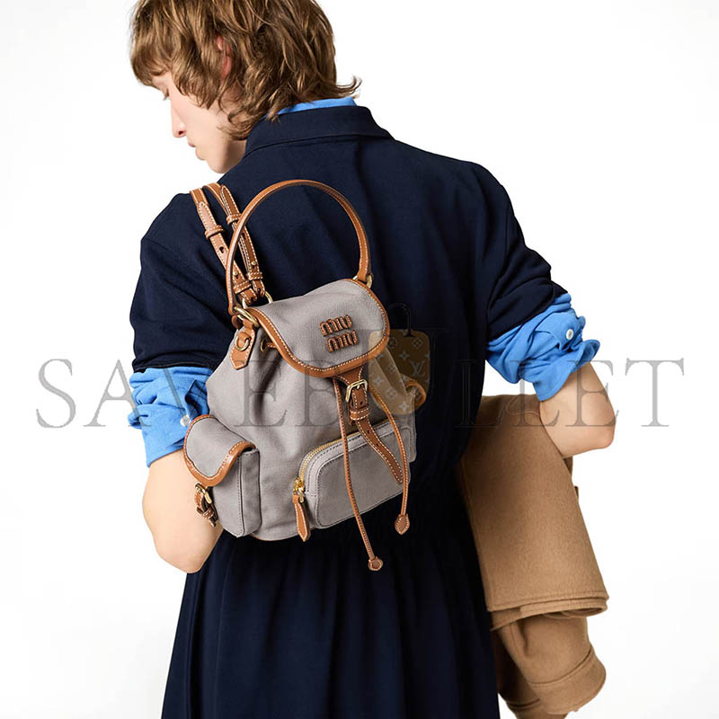 MIU MIU CANVAS AND LEATHER BACKPACK 5BZ043 (22*18*11.5cm)